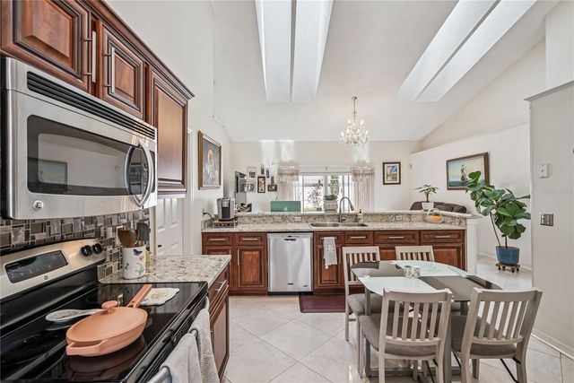 11715 OXFORDSHIRE PLACE, Orlando, FL 32824