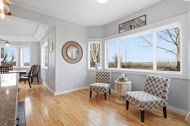 1020 Oxford Avenue, Richland, WA 99352