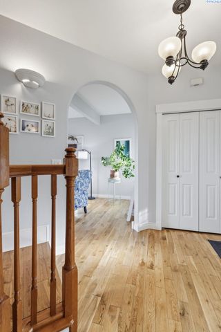 1020 Oxford Avenue, Richland, WA 99352