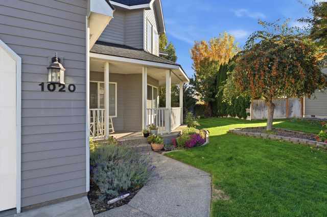 1020 Oxford Avenue, Richland, WA 99352