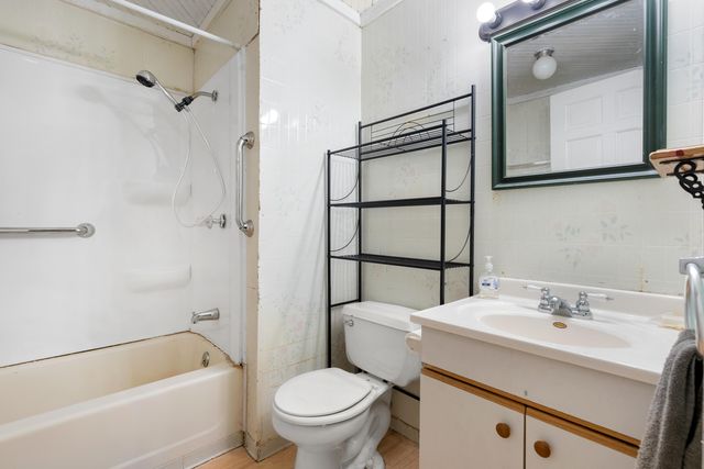 11861 Floria Road, Barry Twp, MI 49046