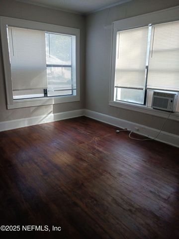 110 E 15TH Street, Jacksonville, FL 32206