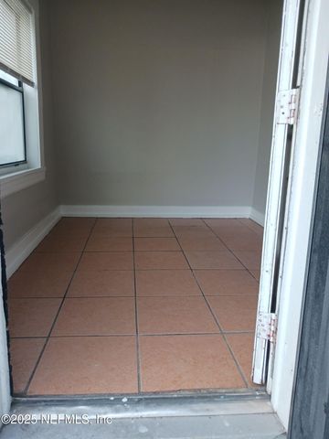 110 E 15TH Street, Jacksonville, FL 32206