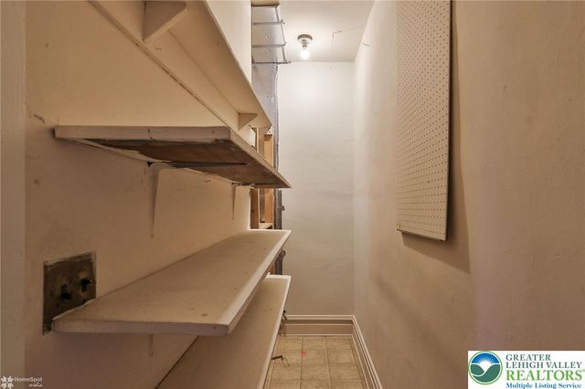 1629 West Broad Street 2nd floor, Bethlehem City, PA 18018