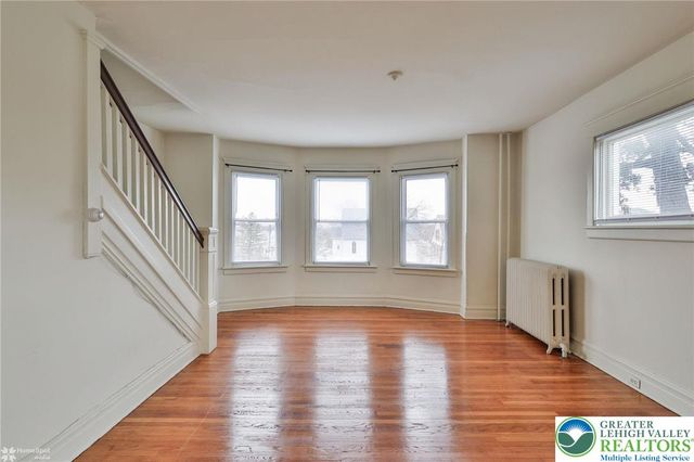 1629 West Broad Street 2nd floor, Bethlehem City, PA 18018