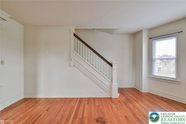 1629 West Broad Street 2nd floor, Bethlehem City, PA 18018
