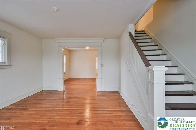 1629 West Broad Street 2nd floor, Bethlehem City, PA 18018