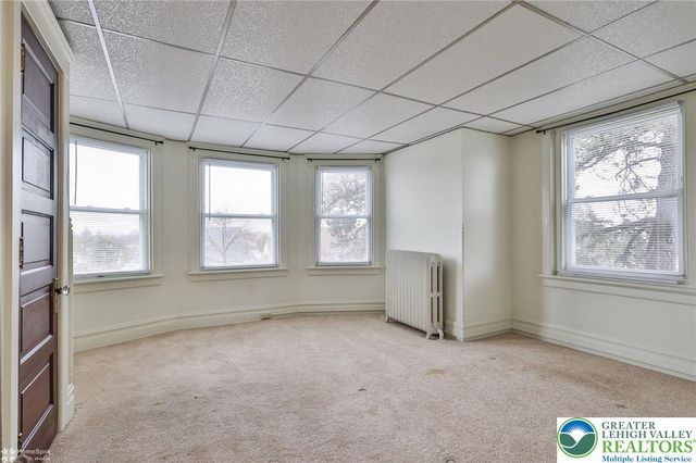 1629 West Broad Street 2nd floor, Bethlehem City, PA 18018