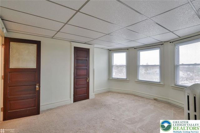 1629 West Broad Street 2nd floor, Bethlehem City, PA 18018