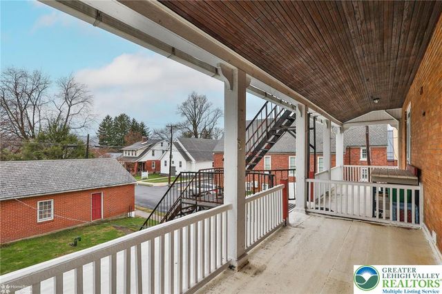 1629 West Broad Street 2nd floor, Bethlehem City, PA 18018