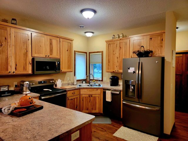 375 Maplewood Court, Isle, MN 56342