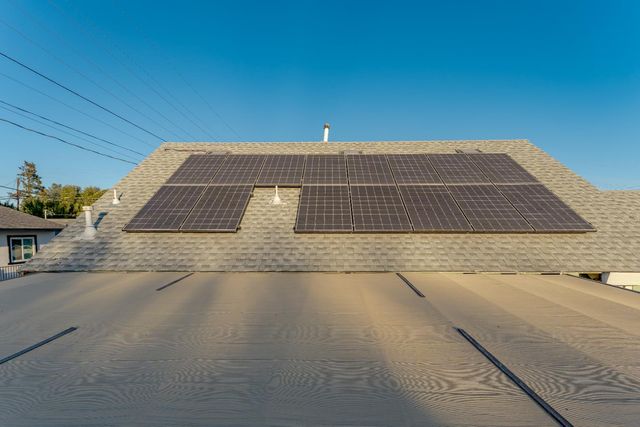 5912 Grove Ave, Marysville, CA 95901