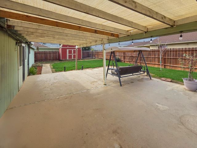 5912 Grove Ave, Marysville, CA 95901