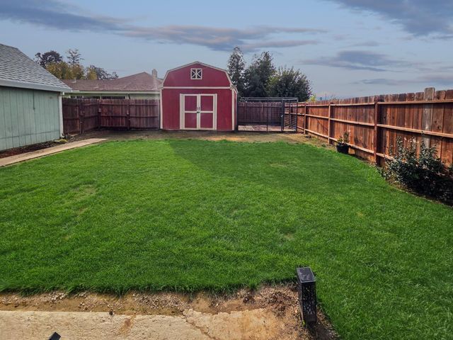 5912 Grove Ave, Marysville, CA 95901