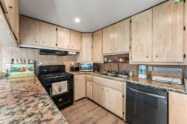 5912 Grove Ave, Marysville, CA 95901