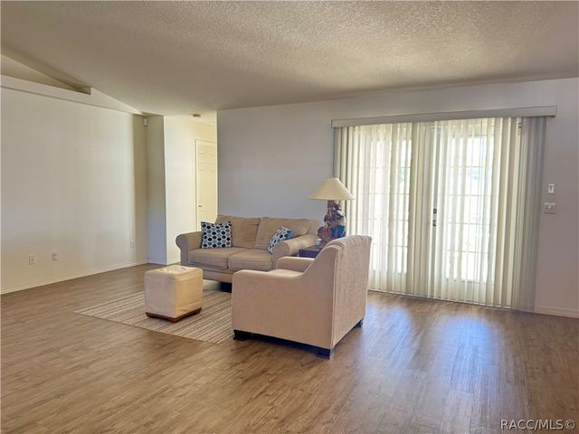 4588 E Van Ness Road, Hernando, FL 34442