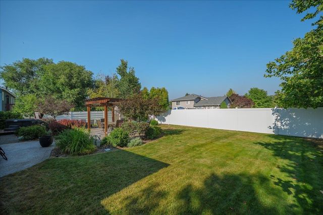 1208 N Eagle Rd, Liberty Lake, WA 99019