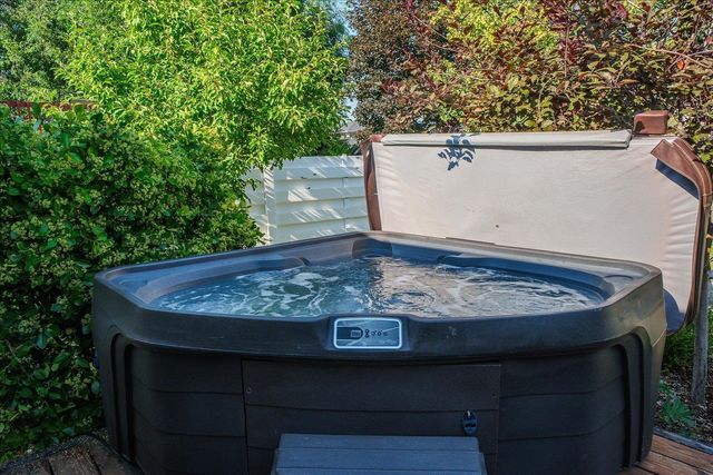1208 N Eagle Rd, Liberty Lake, WA 99019