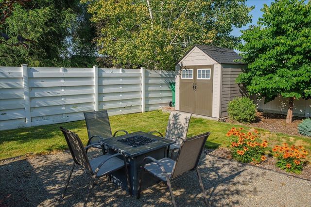1208 N Eagle Rd, Liberty Lake, WA 99019
