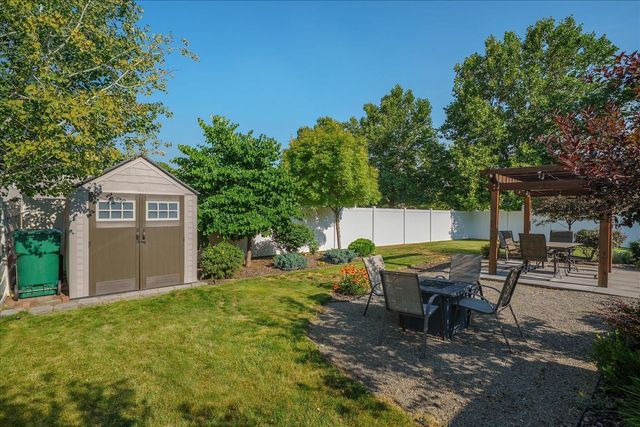 1208 N Eagle Rd, Liberty Lake, WA 99019