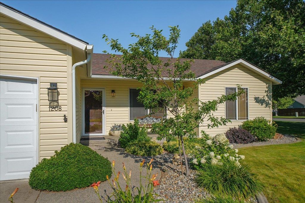 1208 N Eagle Rd, Liberty Lake, WA 99019 photo 4