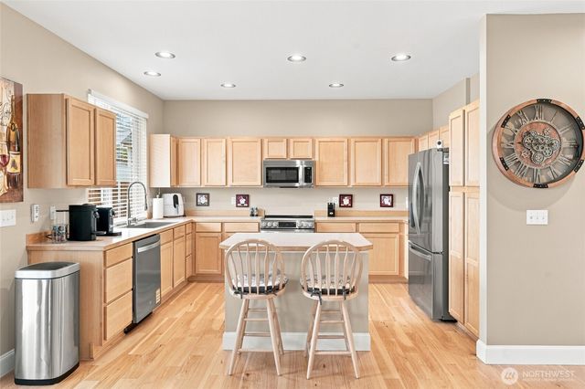 6531 Francis Avenue SE, Auburn, WA 98092