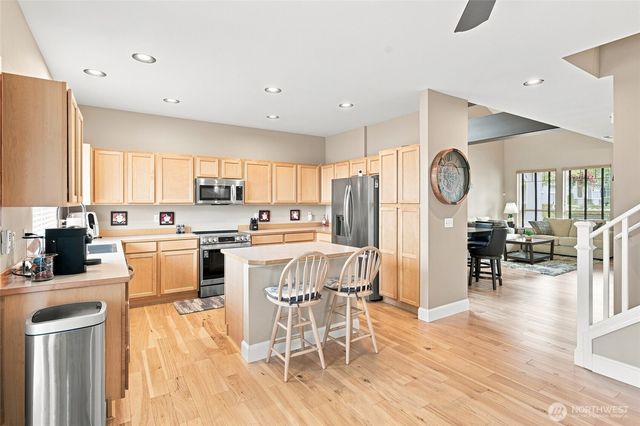 6531 Francis Avenue SE, Auburn, WA 98092