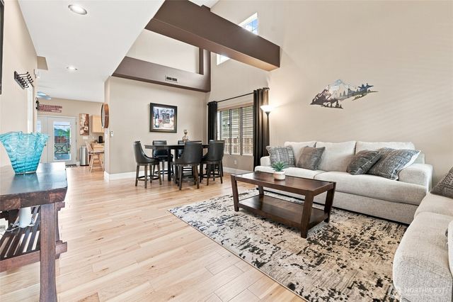 6531 Francis Avenue SE, Auburn, WA 98092