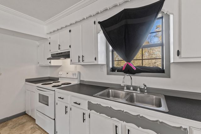 9 Dearman Rd., Collins, MS 39428