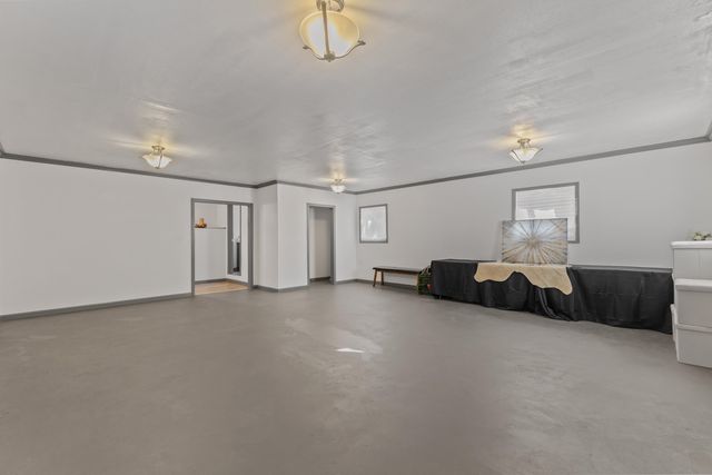 9 Dearman Rd., Collins, MS 39428