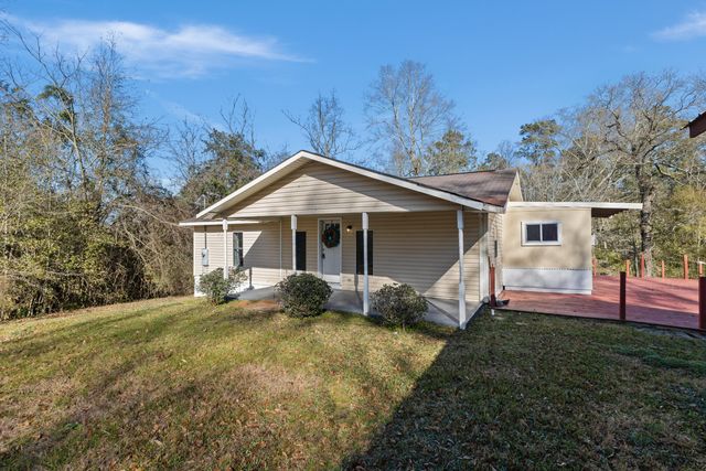 9 Dearman Rd., Collins, MS 39428