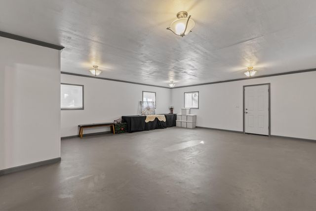 9 Dearman Rd., Collins, MS 39428