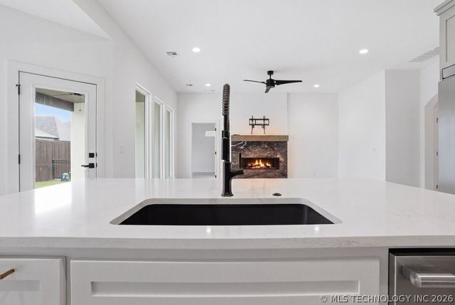 1114 W 86th Street, Tulsa, OK 74132