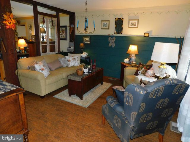 1101 ALBROUGH BLVD, Colonial Beach, VA 22443