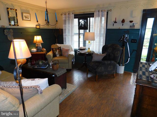 1101 ALBROUGH BLVD, Colonial Beach, VA 22443