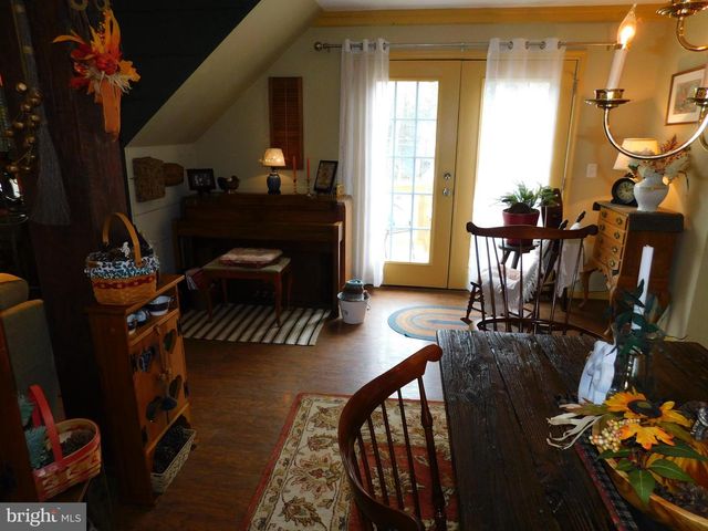 1101 ALBROUGH BLVD, Colonial Beach, VA 22443