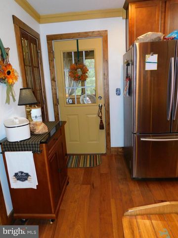 1101 ALBROUGH BLVD, Colonial Beach, VA 22443