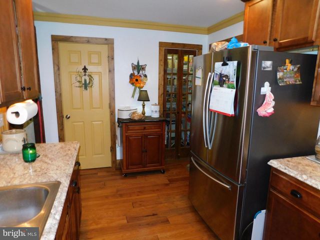 1101 ALBROUGH BLVD, Colonial Beach, VA 22443