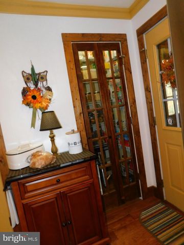 1101 ALBROUGH BLVD, Colonial Beach, VA 22443