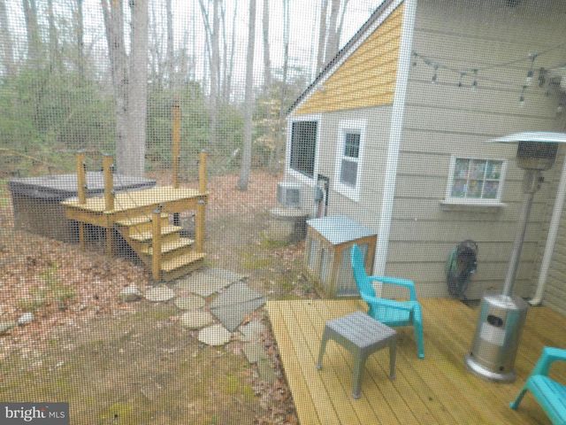 1101 ALBROUGH BLVD, Colonial Beach, VA 22443