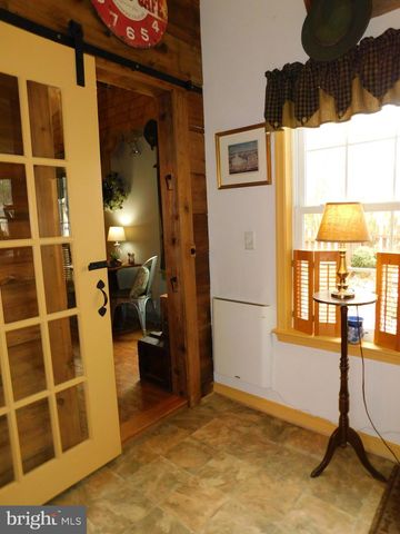 1101 ALBROUGH BLVD, Colonial Beach, VA 22443