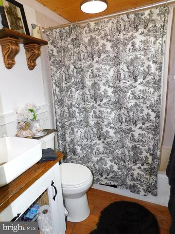 1101 ALBROUGH BLVD, Colonial Beach, VA 22443