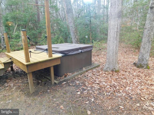 1101 ALBROUGH BLVD, Colonial Beach, VA 22443