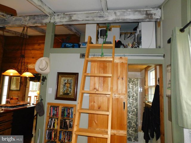 1101 ALBROUGH BLVD, Colonial Beach, VA 22443