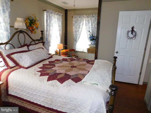 1101 ALBROUGH BLVD, Colonial Beach, VA 22443