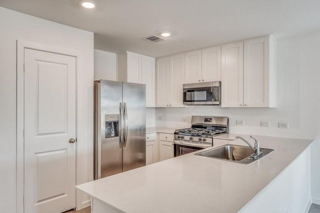 472 San Miguel Creek Drive, Katy, TX 77493