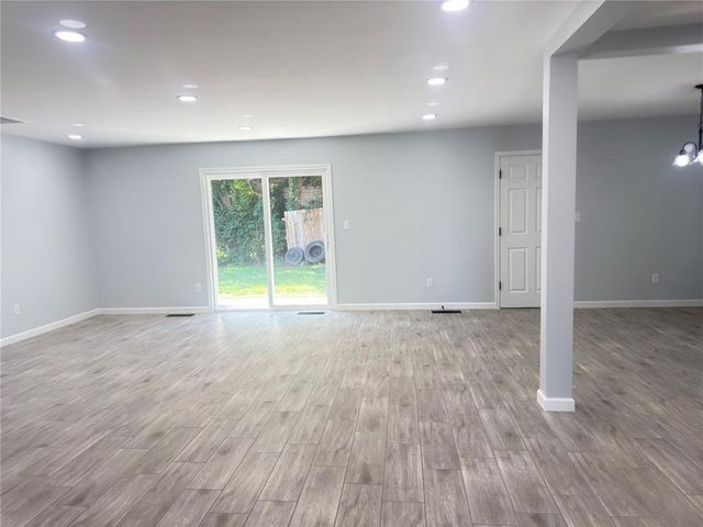 1719 N Vermont Avenue, Oklahoma City, OK 73107