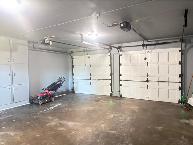 1719 N Vermont Avenue, Oklahoma City, OK 73107