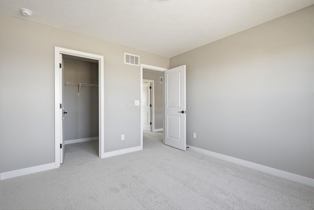 634 Alicia Kelton Drive, Delaware, OH 43015