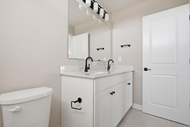 634 Alicia Kelton Drive, Delaware, OH 43015